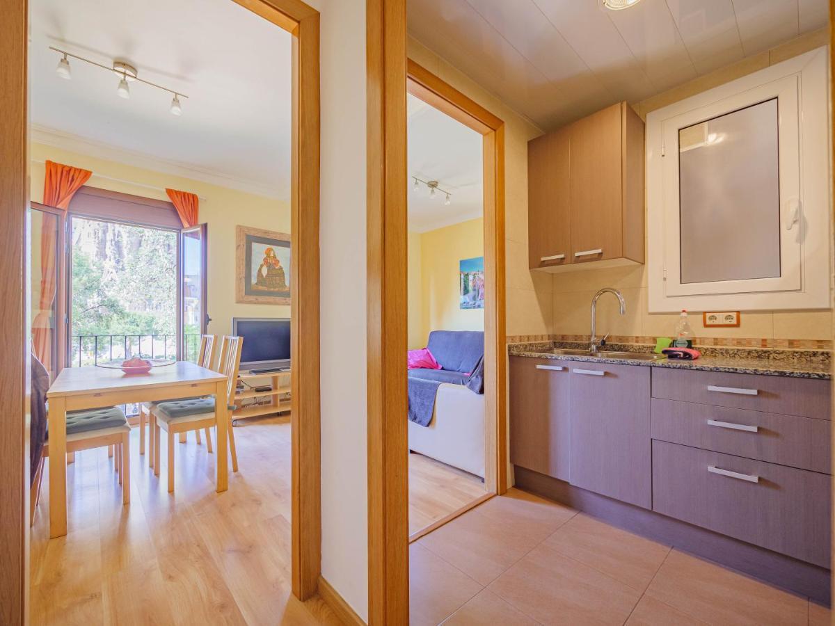 Absolute Sagrada Familia Apartment Barcelona Bagian luar foto